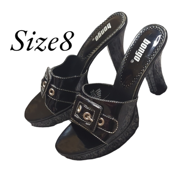 BONGO glossy black chunk 4" heel faux buckle top, size 8 sandals! - Picture 2 of 4